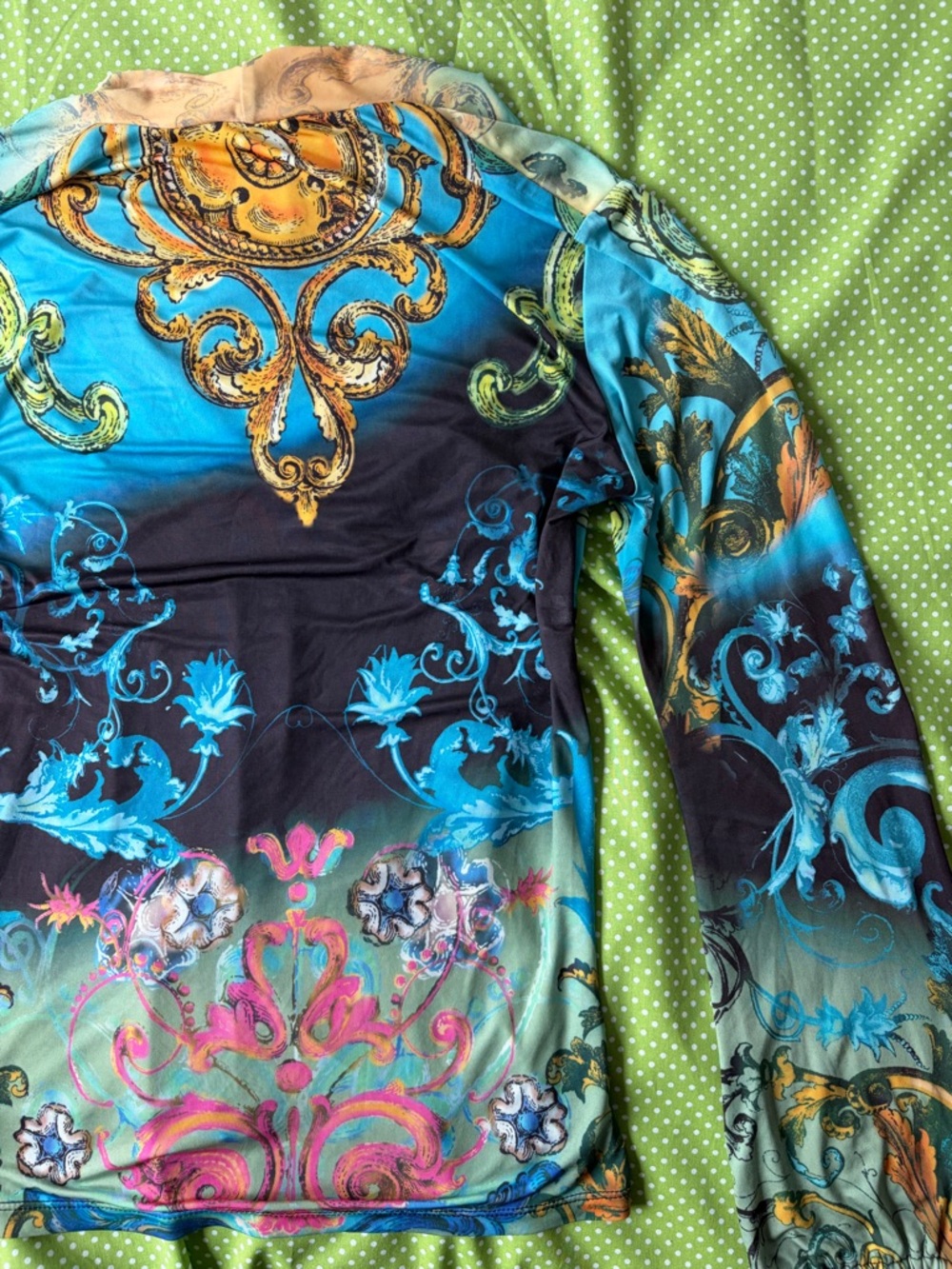 Alfani Long-Sleeve V-Neck Top in Teal, Turquoise, Pink and Gold Baroque Print - Picture 4 of 7